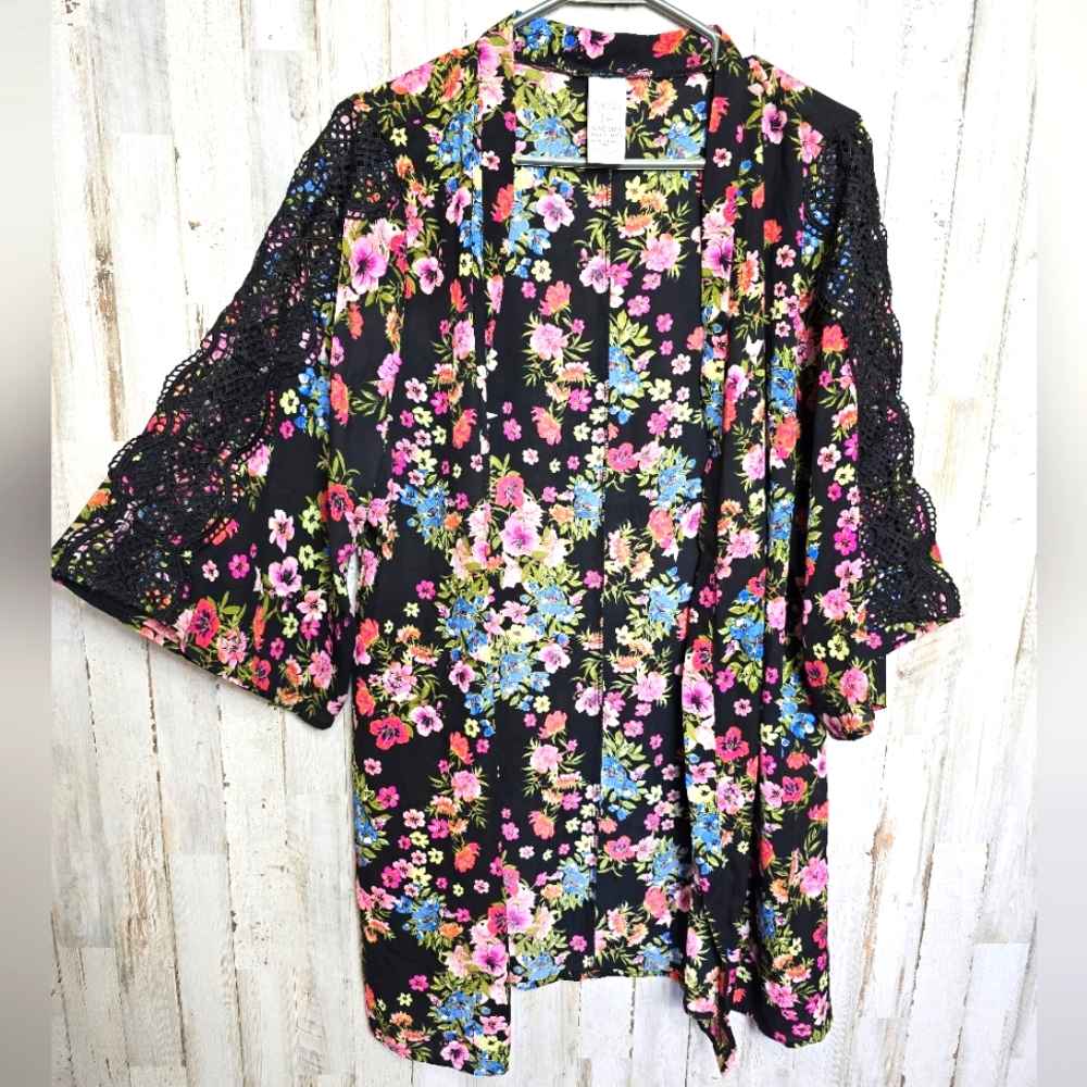 Time & Tru Black Floral Lace Kimono Cardigan One Size M L XL